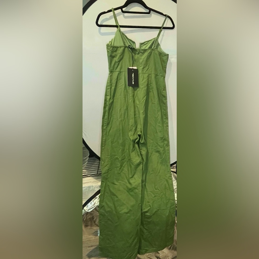 PrettyLittleThing Green Maxi A-Line Jumpsuit Casual - Picture 5 of 5